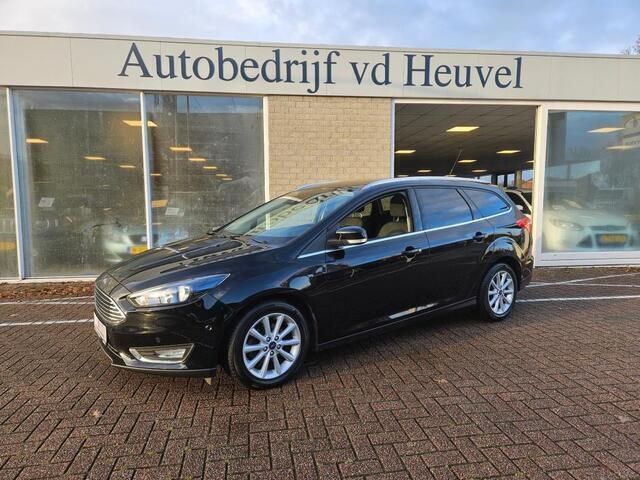 Zwart, metallic lak Gebruikt 2016 Ford Focus Titanium Stationwagen | € 12.450 (Iets duurder) - Afbeelding 1/4