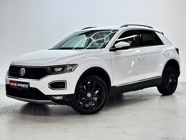Wit Occasion 2018 VW T-Roc Sportline SUV | € 22.840 (Eerlijke prijs) - Afbeelding 1/4