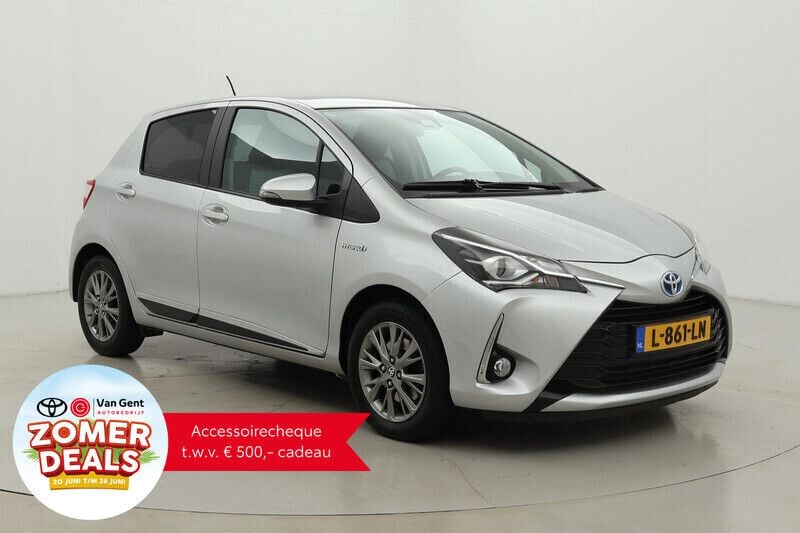 Grijs Gebruikt 2017 Toyota Yaris Hybrid Design Hatchback | € 14.999 (Eerlijke prijs) - Afbeelding 1/4