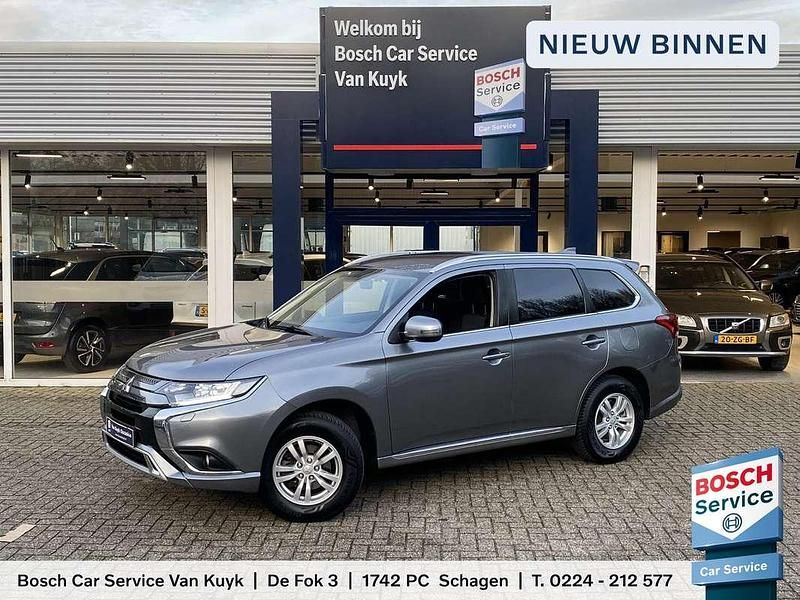 Grijs Gebruikt 2021 Mitsubishi Outlander P-HEV SUV | € 18.950 (Super prijs) - Afbeelding 1/4