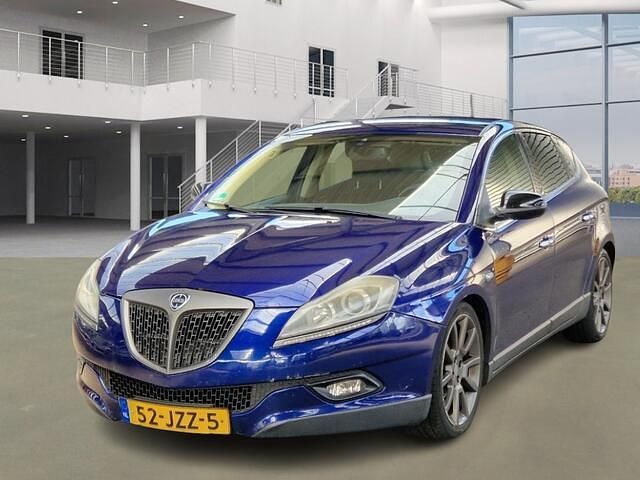 Blauw Gebruikt 2009 Lancia Delta Hatchback | € 1.695 (Goede deal) - Afbeelding 1/4