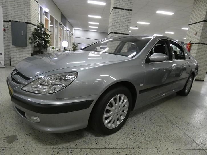 Gebruikt 2001 Peugeot 607 Sedan | € 6.750 - Afbeelding 1/1
