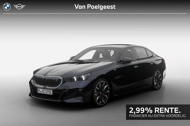 Zwart, metallic lak Nieuw 2025 BMW i5 M Sport Sedan | € 96.217 (Duur) - Afbeelding 1/4