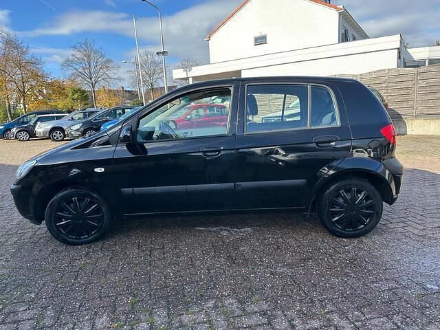 Zwart (metallic) Gebruikt 2007 Hyundai Getz Active Hatchback | € 1.595 (Eerlijke prijs) - Afbeelding 1/4