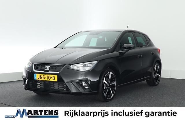 Zwart Gebruikt 2025 Seat Ibiza Business Hatchback | € 27.949 (Duur) - Afbeelding 1/4