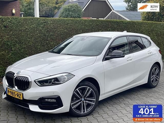 Occasion BMW 118 Sport Line 136 PK (100 kW) 2022 Wit Hatchback