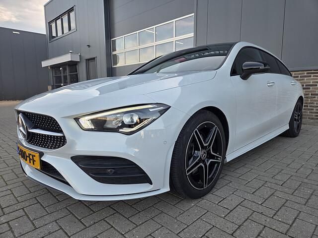 Occasion Mercedes CLA200 AMG line 165 PK (121 kW) 2023 Wit Stationwagen