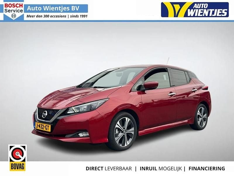 Rood Gebruikt 2020 Nissan Leaf N-Connecta Hatchback | € 11.950 (Goede deal) - Afbeelding 1/4