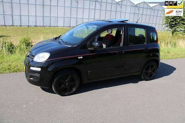 Zwart Gebruikt 2016 Fiat Panda Hatchback | € 6.450 (Eerlijke prijs) - Afbeelding 1/4