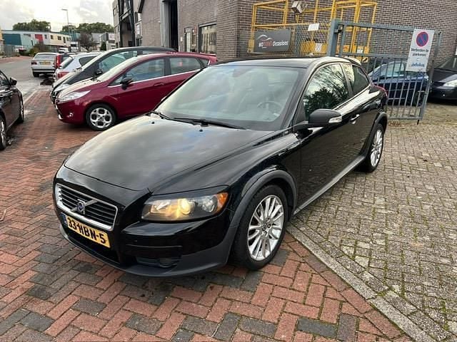 Zwart Occasion 2008 Volvo C30 Hatchback | € 2.499 (Eerlijke prijs) - Afbeelding 1/4
