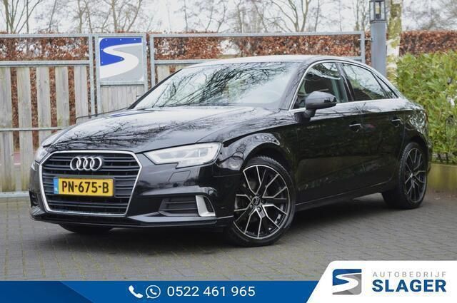 Zwart Gebruikt 2018 Audi A3 Sport Sedan | € 12.950 (Eerlijke prijs) - Afbeelding 1/4