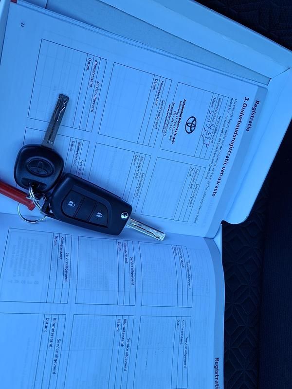 Occasion Toyota Aygo X Pulse 72 PK (52 kW) 2024 Rood SUV