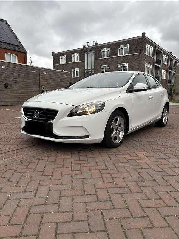 Occasion Volvo V40 114 PK (83 kW) 2012 Sedan