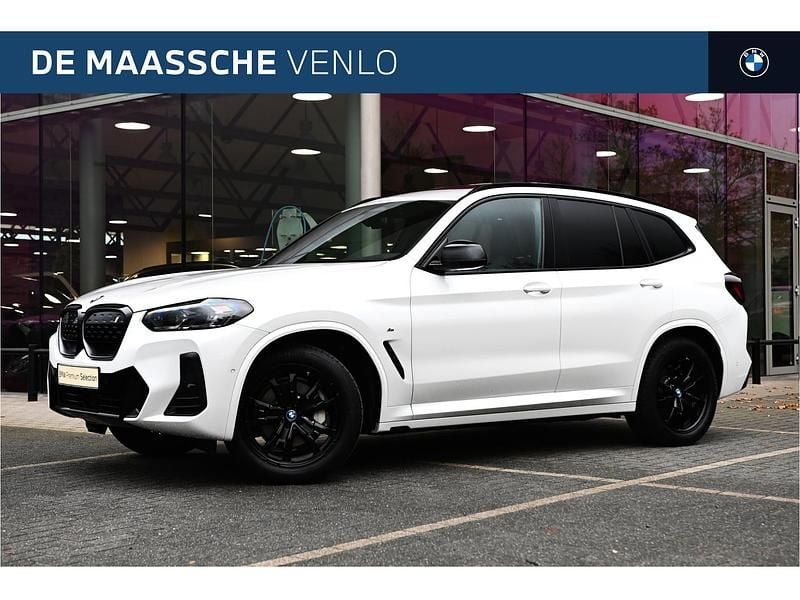 Wit Occasion 2023 BMW iX3 Executive SUV | € 41.450 (Goede deal) - Afbeelding 1/4