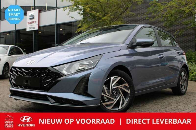 Blauw, metallic lak Nieuw 2025 Hyundai i20 Comfort Hatchback | € 29.416 (Duur) - Afbeelding 1/4