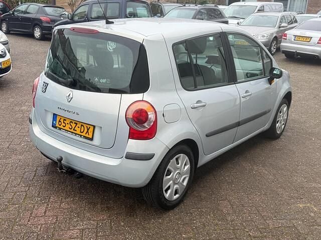 Occasion Renault Modus Authentique 88 PK (64 kW) 2005 Grijs MPV