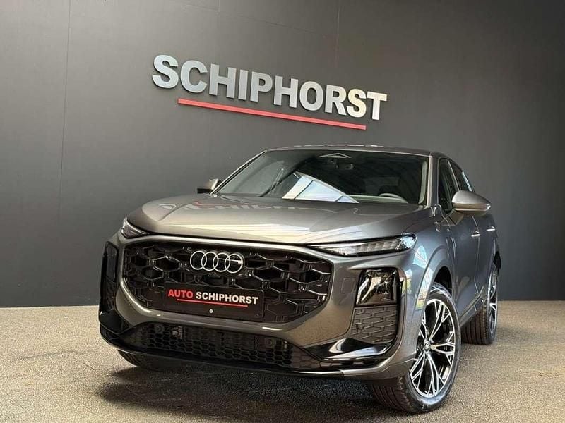 Grijs (metallic) Nieuw 2025 Audi Q3 Sportback SUV | € 61.900 (Eerlijke prijs) - Afbeelding 1/4