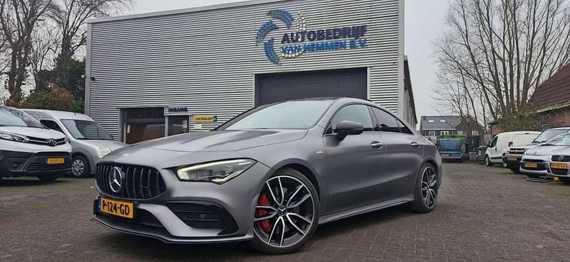 Grijs, andere lak Gebruikt 2020 Mercedes CLA35 AMG Premium Plus Sedan | € 44.500 (Duur) - Afbeelding 1/4