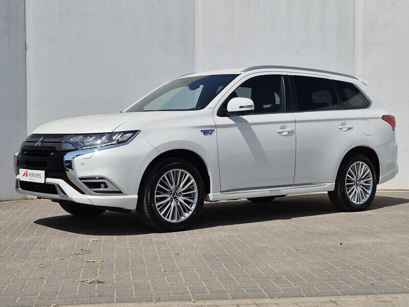 Wit Gebruikt 2021 Mitsubishi Outlander Instyle SUV | € 27.830 (Goede deal) - Afbeelding 1/4