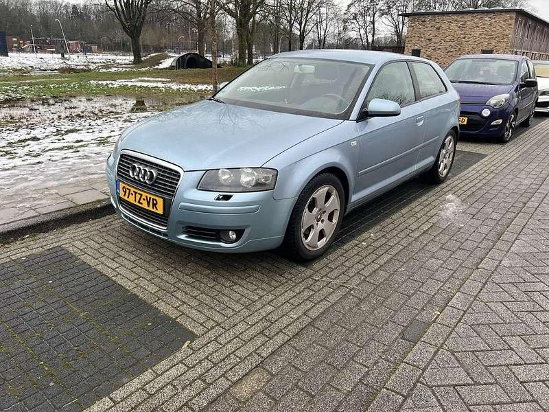 Blauw Occasion 2007 Audi A3 Ambition Hatchback | € 2.700 (Goede deal) - Afbeelding 1/4