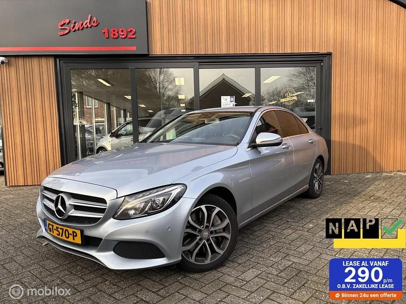 Grijs Gebruikt 2015 Mercedes C350 Edition Sedan | € 17.900 (Eerlijke prijs) - Afbeelding 1/4