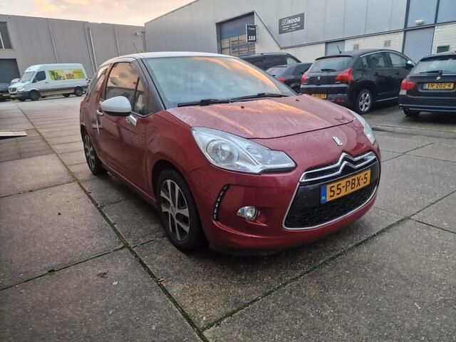 Occasion Citroën DS3 Chic 95 PK (69 kW) 2011 Rood Hatchback