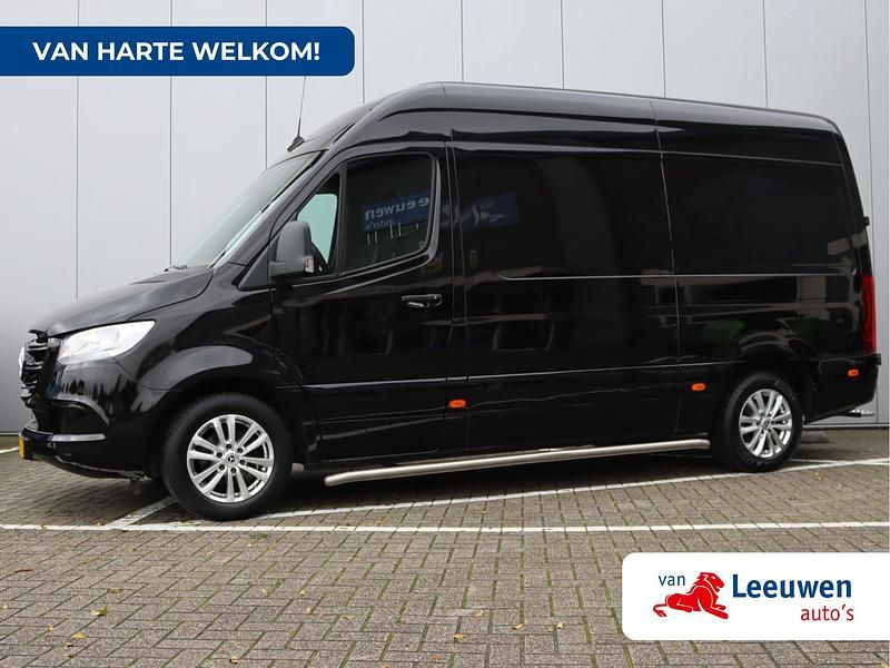 Zwart Gebruikt 2019 Mercedes Sprinter Van | € 22.995 (Duur) - Afbeelding 1/3