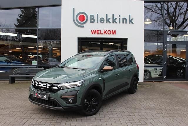 Occasion Dacia Jogger Extreme 141 PK (103 kW) 2025 Groen MPV