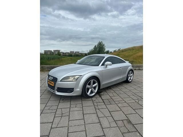 Grijs Gebruikt 2008 Audi TT Proline Coupé | € 7.450 (Eerlijke prijs) - Afbeelding 1/4