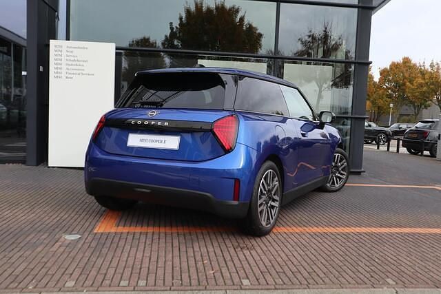 Nieuw Mini Cooper Classic 135 kW (184 PK) 2026 Blauw Hatchback