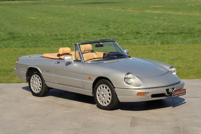 Grijs Gebruikt 1992 Alfa Romeo Spider Veloce Cabriolet | € 22.500 - Afbeelding 1/4