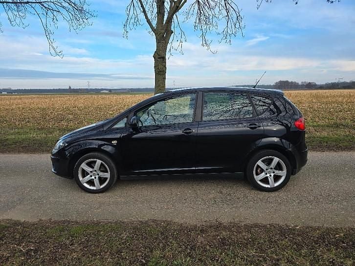 Occasion Seat Altea Style 104 PK (76 kW) 2010 Zwart MPV