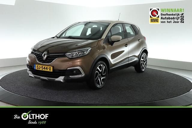 Bruin Gebruikt 2017 Renault Captur Zen SUV | € 10.500 (Eerlijke prijs) - Afbeelding 1/4