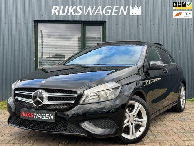 Zwart Gebruikt 2014 Mercedes A180 Hatchback | € 15.250 (Iets duurder) - Afbeelding 1/4