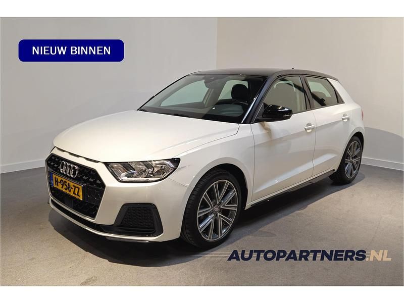 Wit Occasion 2020 Audi A1 Hatchback | € 19.950 (Eerlijke prijs) - Afbeelding 1/4