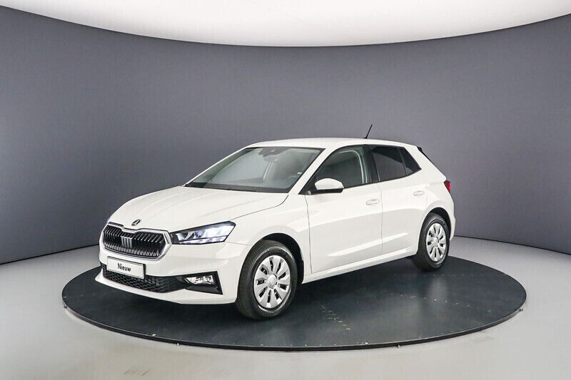 Wit Nieuw 2025 Skoda Fabia Selection Hatchback | € 27.160 (Eerlijke prijs) - Afbeelding 1/4