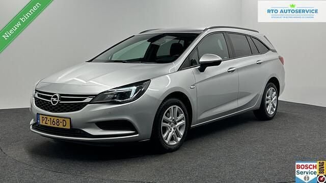 Grijs Gebruikt 2017 Opel Astra Innovation Stationwagen | € 7.500 (Goede deal) - Afbeelding 1/4