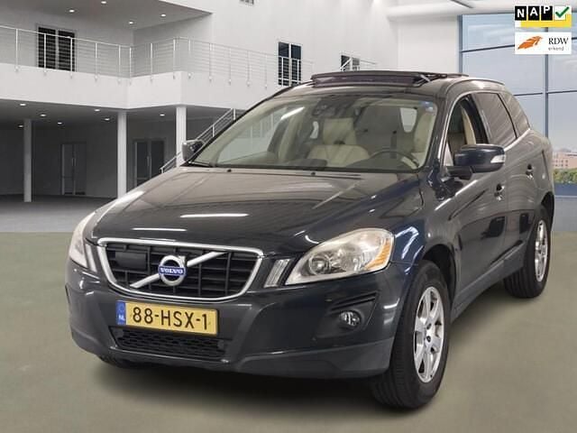 Grijs Gebruikt 2009 Volvo XC60 Momentum SUV | € 9.950 (Eerlijke prijs) - Afbeelding 1/4