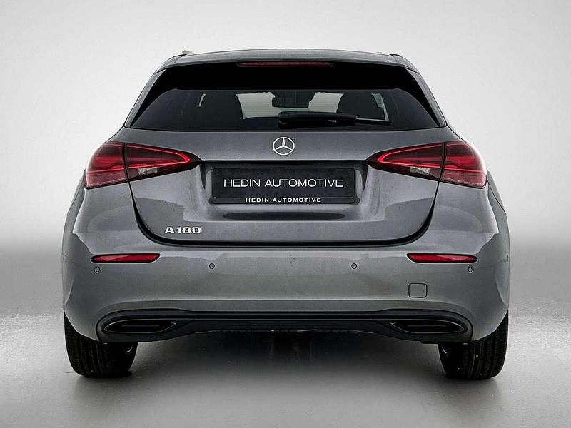 Occasion Mercedes A180 Luxury 136 PK (100 kW) 2025 Grijs Hatchback