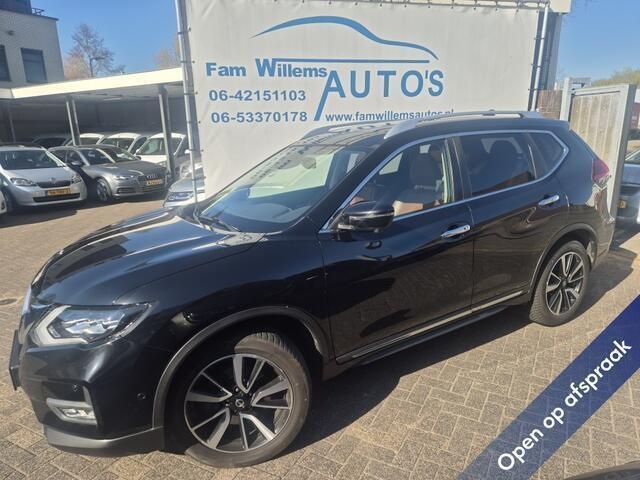 Zwart Gebruikt 2018 Nissan X-Trail Tekna SUV | € 17.999 - Afbeelding 1/4