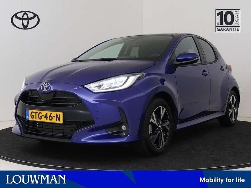 Blauw Gebruikt 2024 Toyota Yaris Hybrid Edition Hatchback | € 28.450 (Iets duurder) - Afbeelding 1/3