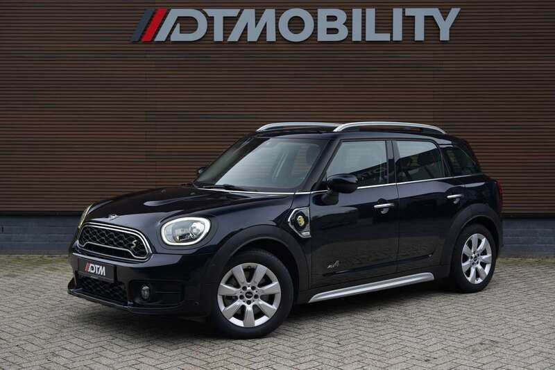 Zwart, metallic lak Gebruikt 2020 Mini Cooper S Countryman Chili SUV | € 22.950 (Super prijs) - Afbeelding 1/4