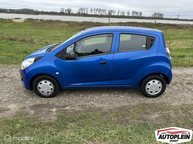 Blauw Gebruikt 2012 Chevrolet Spark Hatchback | € 2.750 (Eerlijke prijs) - Afbeelding 1/4