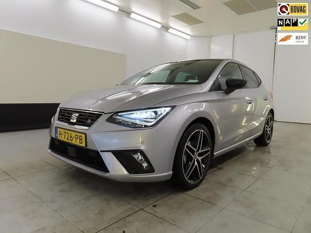 Grijs Gebruikt 2020 Seat Ibiza Business Hatchback | € 18.799 (Duur) - Afbeelding 1/4