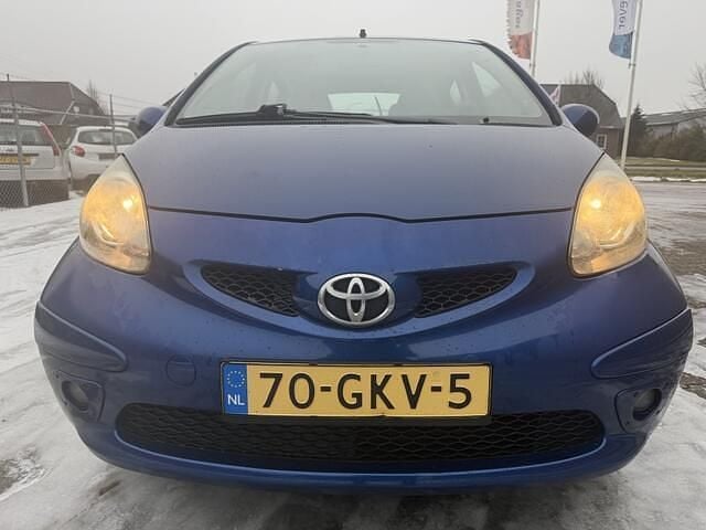 Occasion Toyota Aygo Sport 68 PK (50 kW) 2008 Blauw (metallic) Hatchback