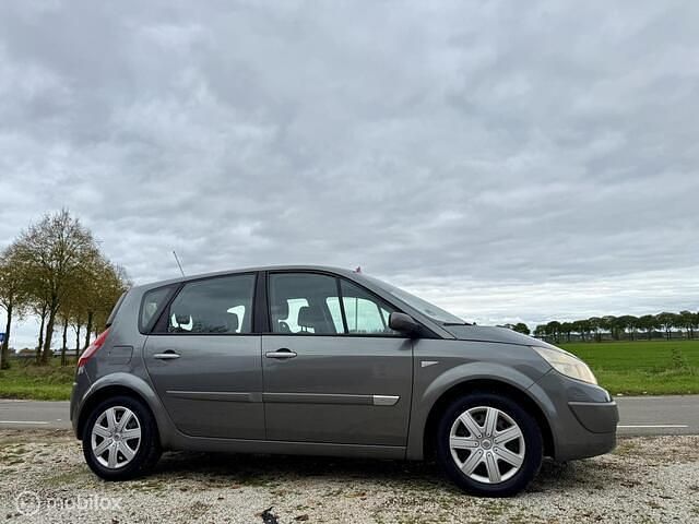 Occasion Renault Scénic II Dynamique 135 PK (99 kW) 2004 Grijs MPV