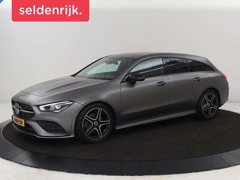 Grijs Gebruikt 2020 Mercedes CLA180 Business Sedan | € 24.900 (Goede deal) - Afbeelding 1/4