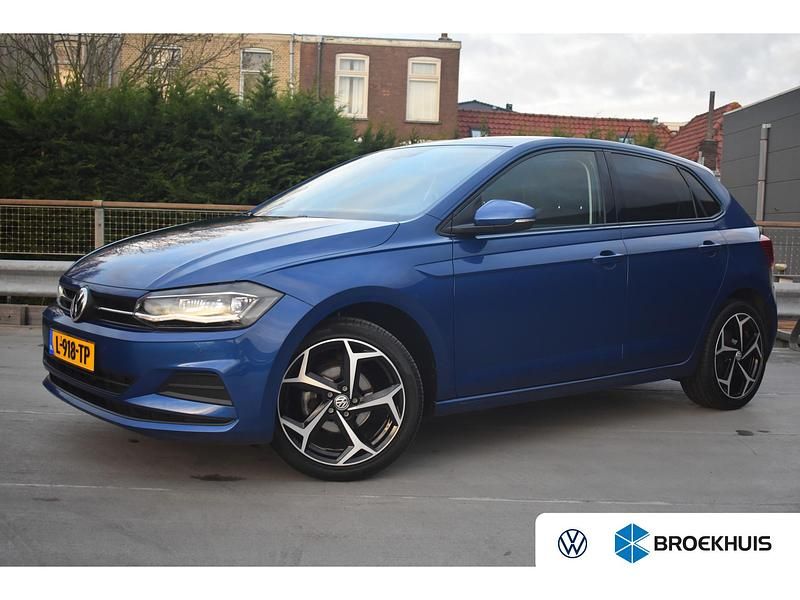 Blauw Gebruikt 2018 VW Polo Comfortline Hatchback | € 15.395 (Iets duurder) - Afbeelding 1/4