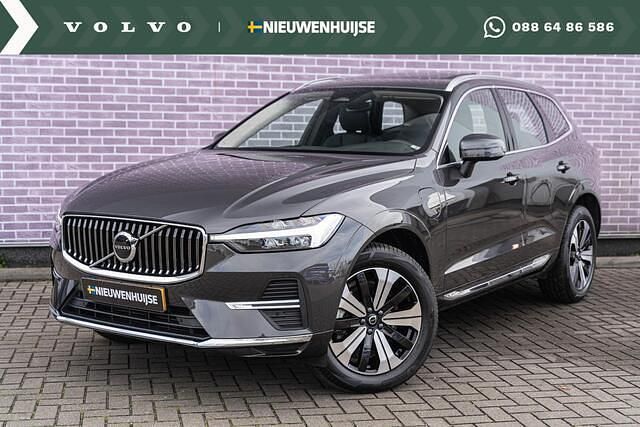 Grijs Gebruikt 2023 Volvo XC60 Plus SUV | € 47.899 (Eerlijke prijs) - Afbeelding 1/4