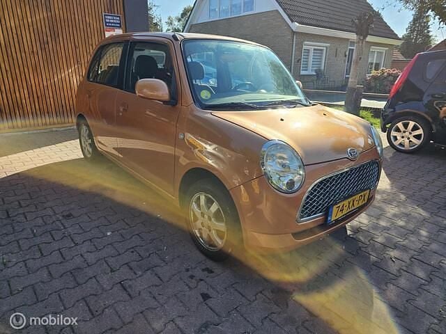 Occasion Daihatsu Trevis 58 PK (42 kW) 2007 Rood Hatchback